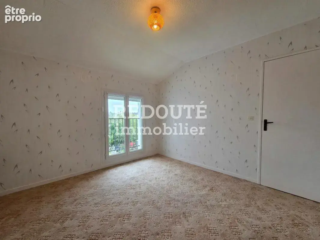 Maison de 110m² à vendre à Rethel - photo 7