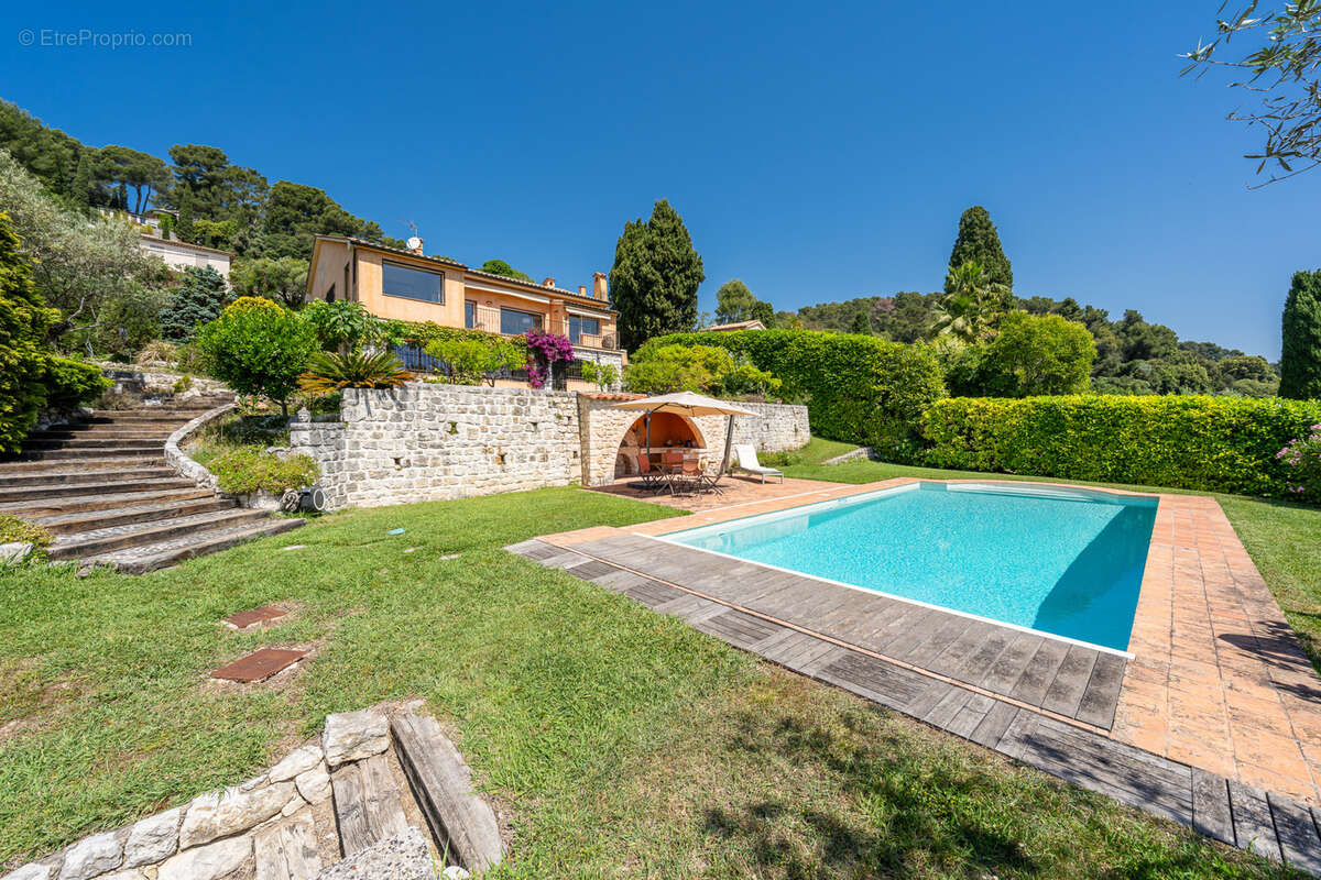 Maison à LA COLLE-SUR-LOUP