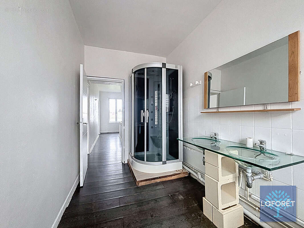 Appartement à RAISMES