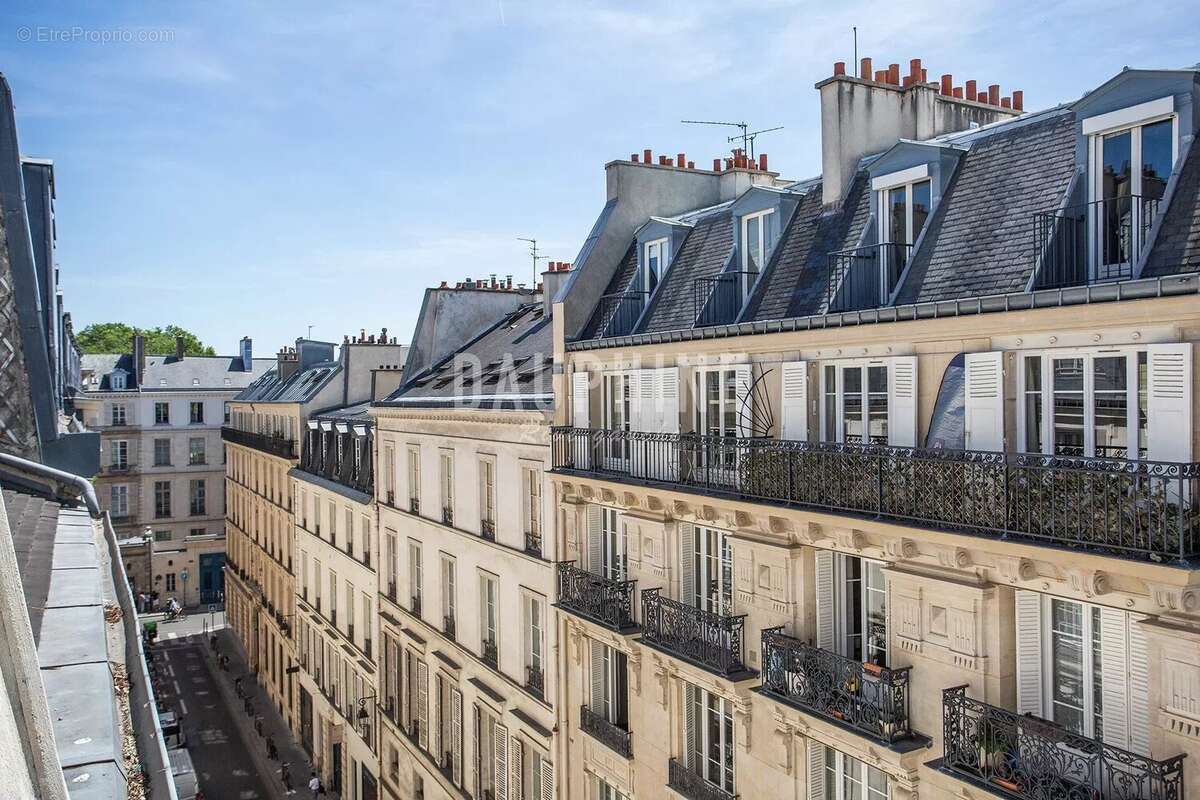 Appartement à PARIS-7E