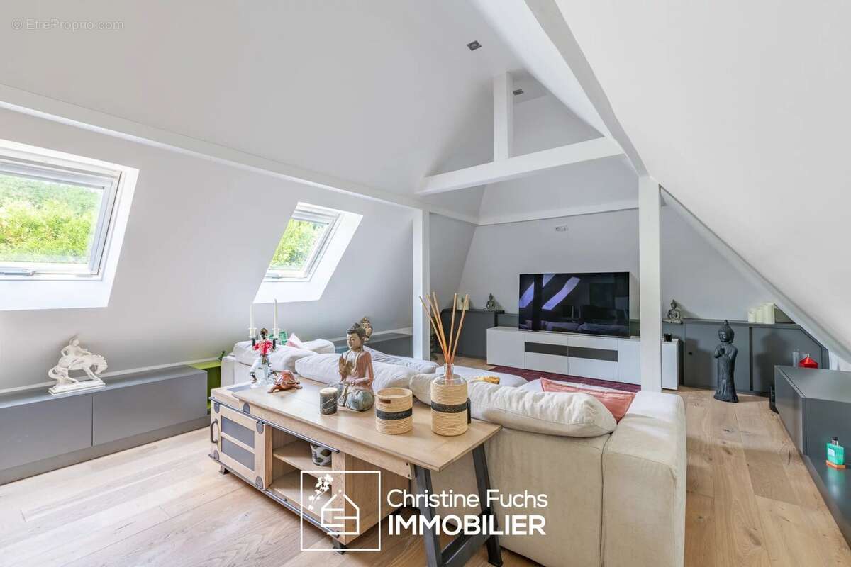Marienthal - Une maison repensée avec élégance - photo 11