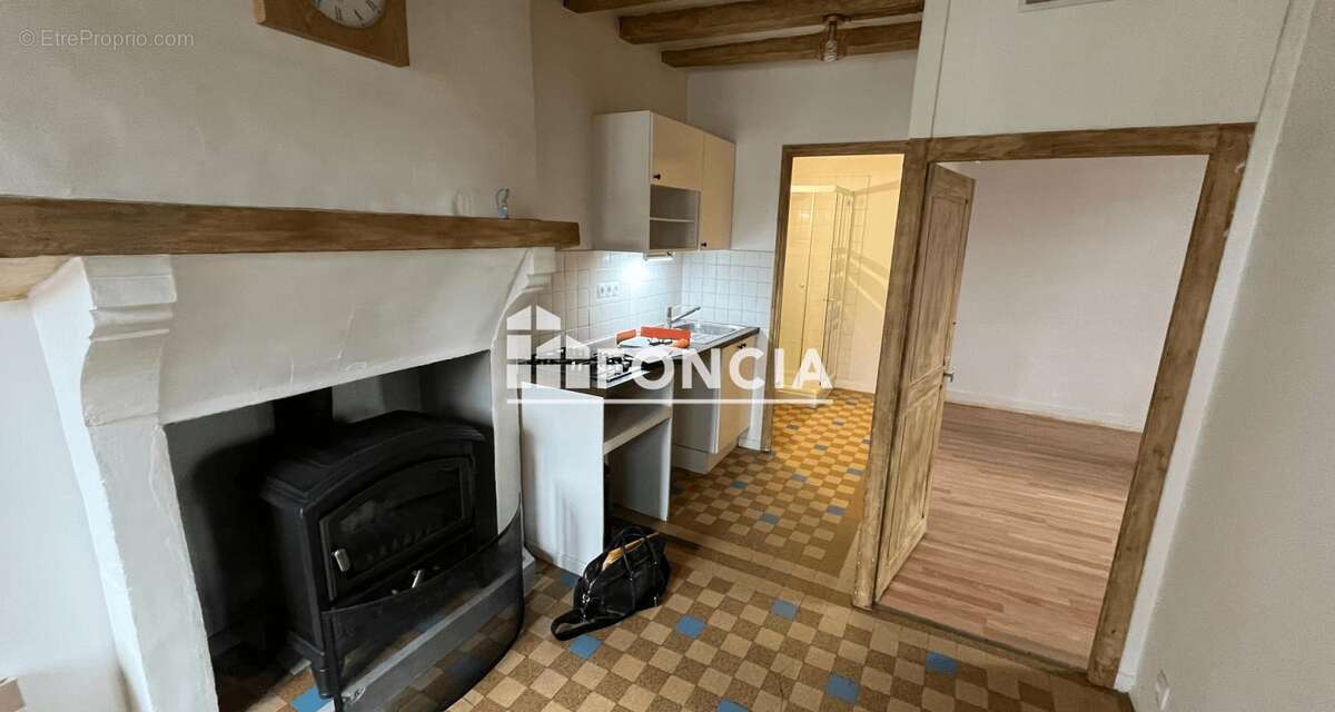 Maison à FRESNAY-SUR-SARTHE