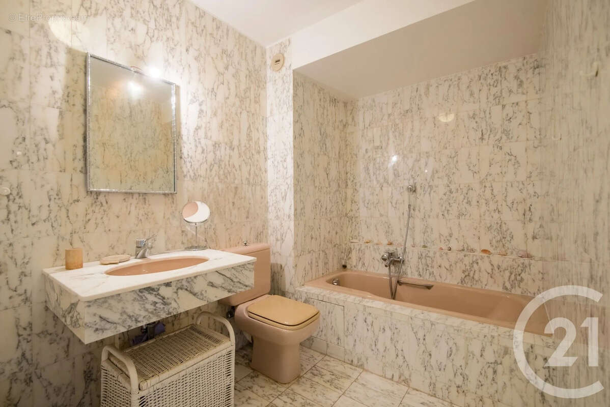 Appartement à NICE