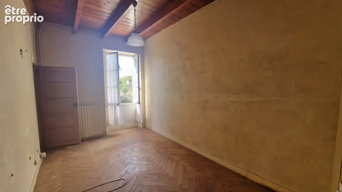 À 7 min de sauveterre de guyenne - maison en pierre à rénover - photo 11