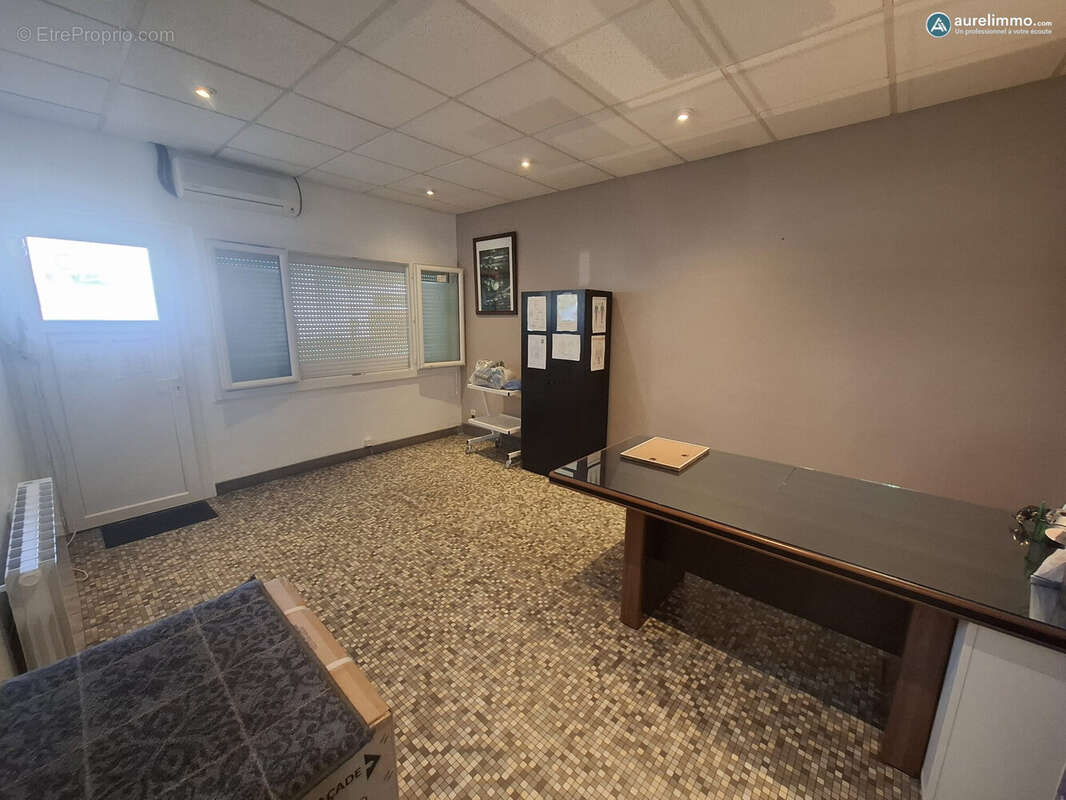 Appartement 160 m² à Montlucon  - photo 4