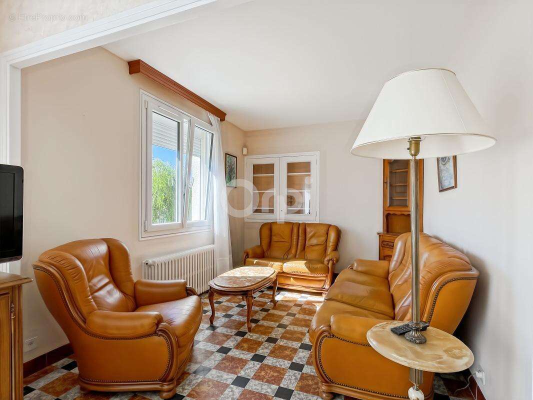 Maison à CONCHES-EN-OUCHE