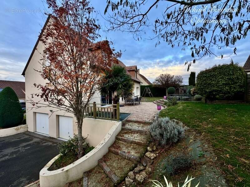 Maison à LA SUZE-SUR-SARTHE