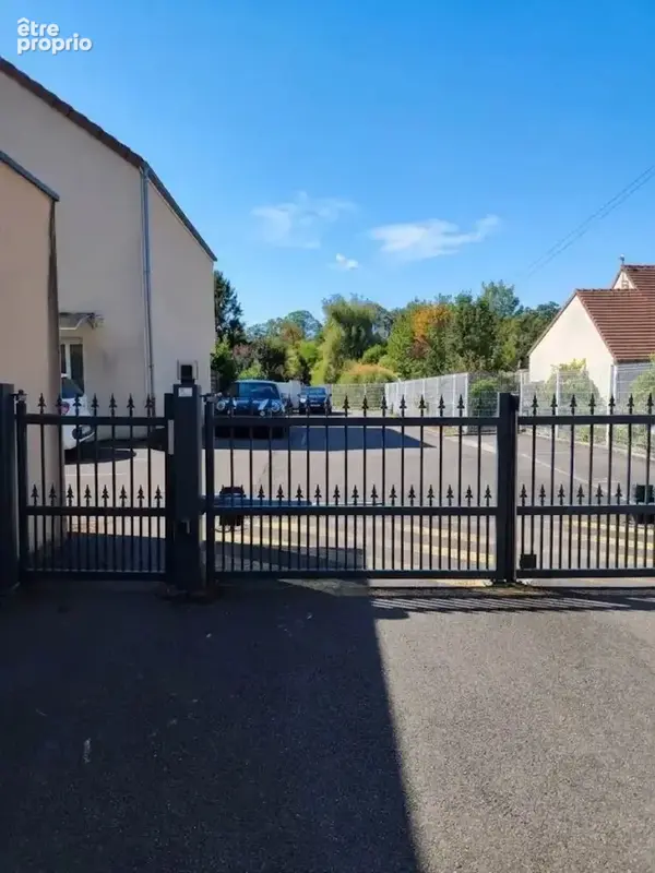 Troyes, Appartement type II dans copropriété sécurisée - photo 12