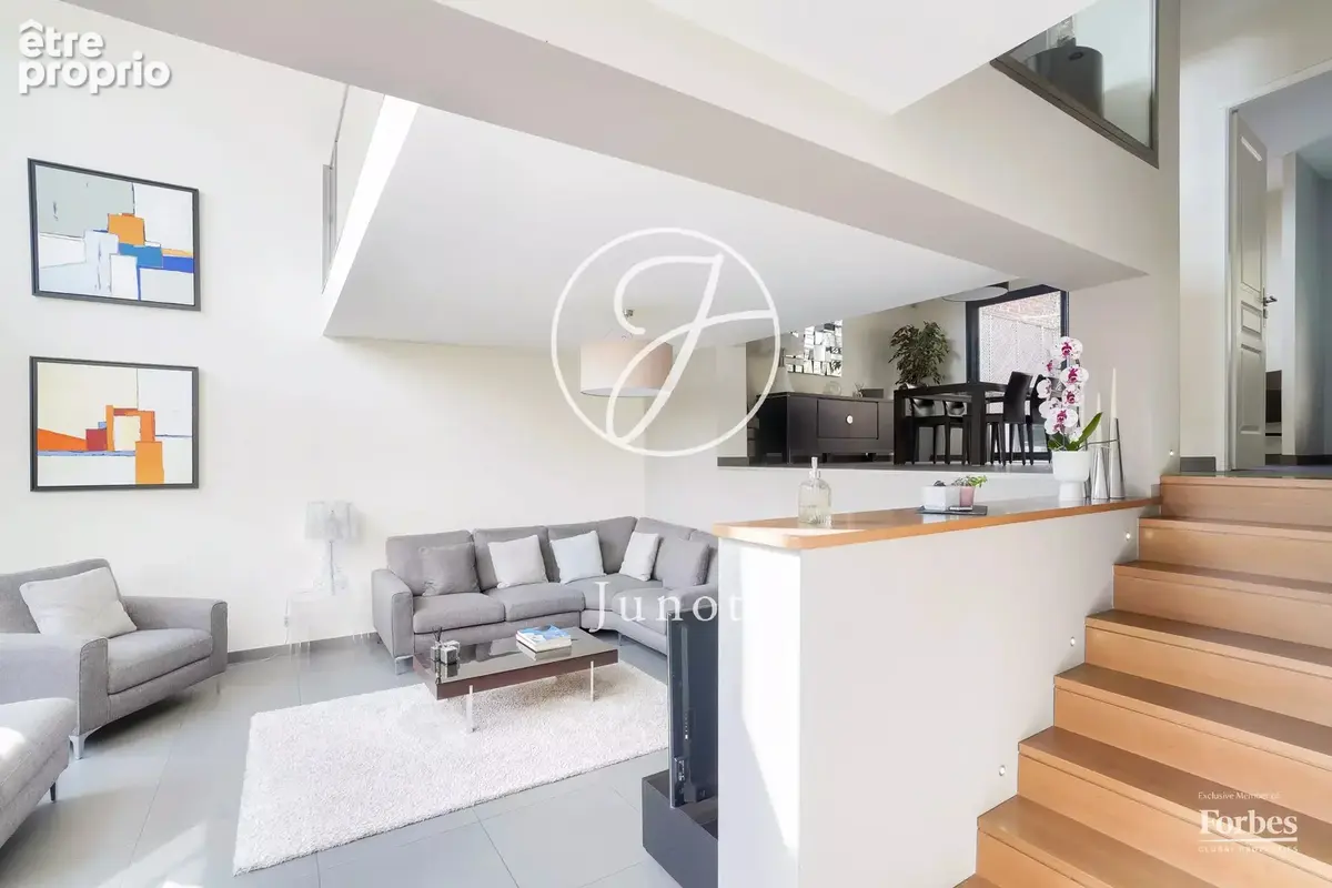 Chatou - EUROPE LES MAROLLES - 4 chambres - 152 m² - Terrain: 425 m² - photo 2