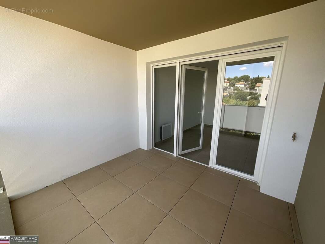 APT T4 offrant 91 m² avec terrasse 13 et 7 m² et parking au 4° étage avec ascenseur... - photo 12
