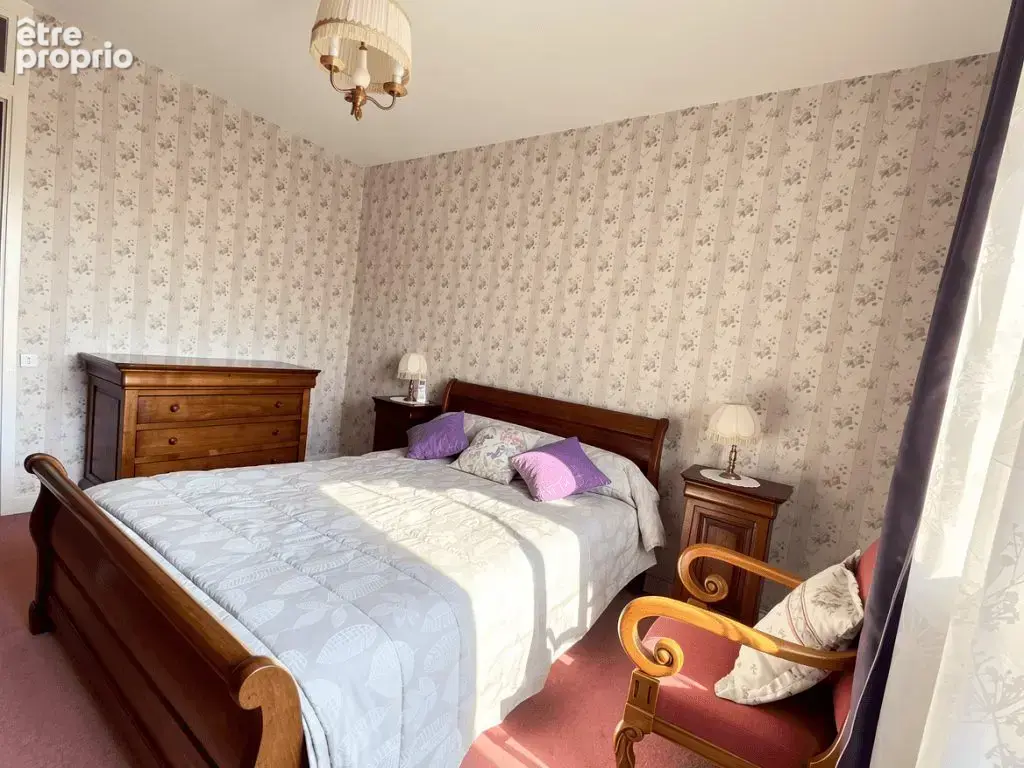 Appartement 5 pièces 85 m² à vendre à Clermont-Ferrand (63100) - photo 8