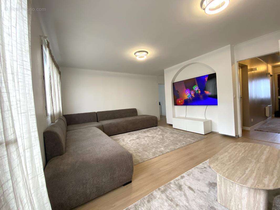 Maison à ROSNY-SUR-SEINE