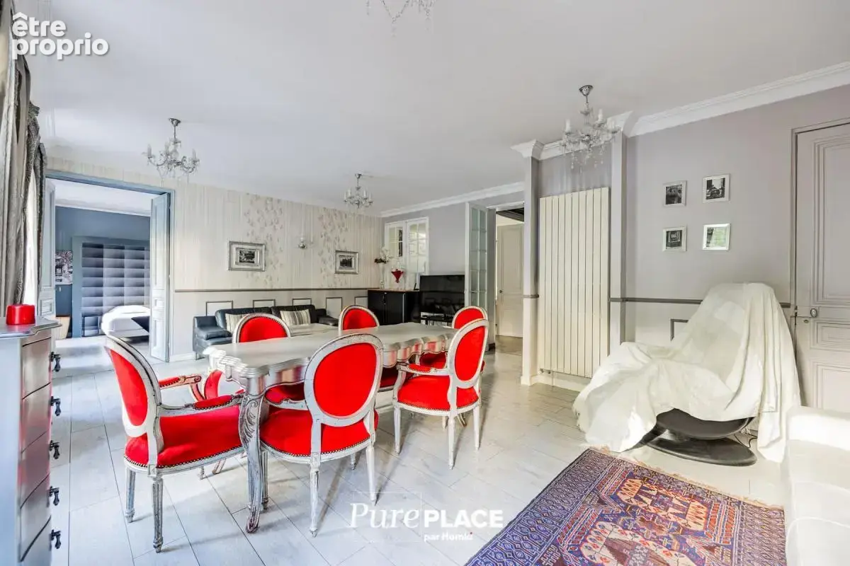 Appartement T4 de 122 m² à Paris 75010, Boulevard de Magenta - photo 4