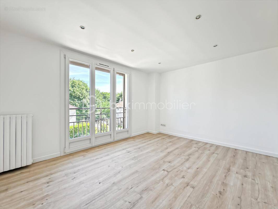 Appartement à ATHIS-MONS