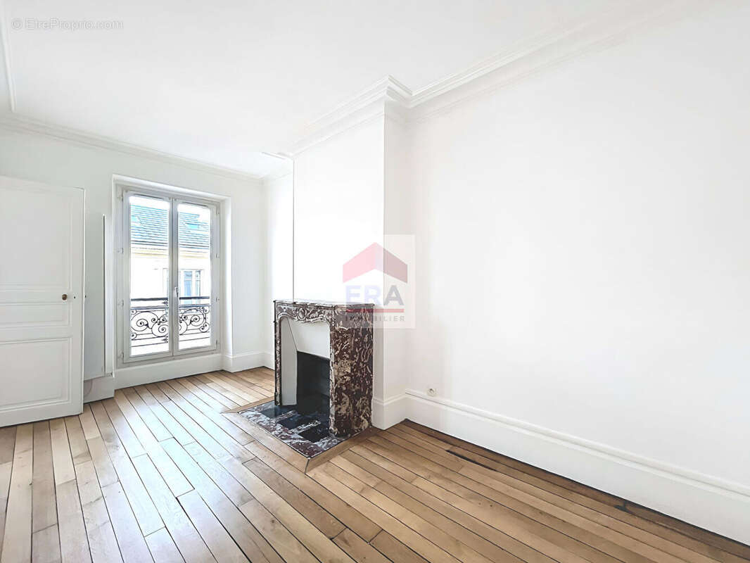 Appartement à SURESNES