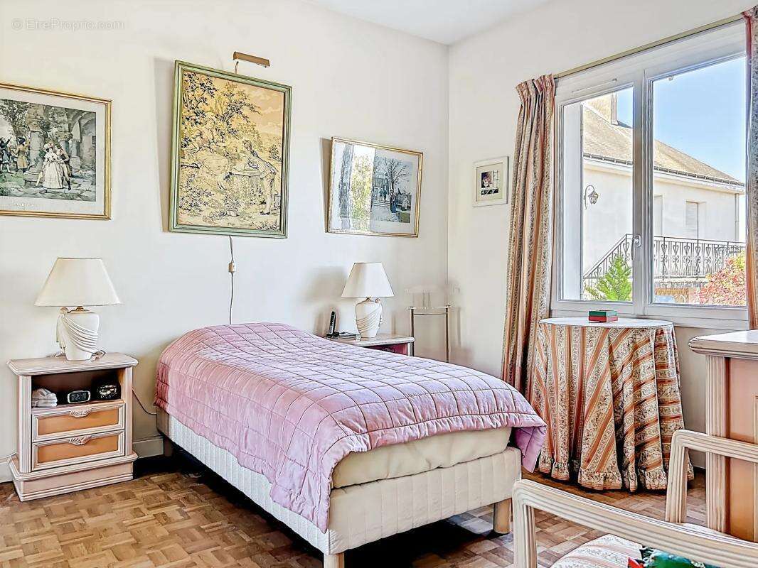 Maison à BLERE