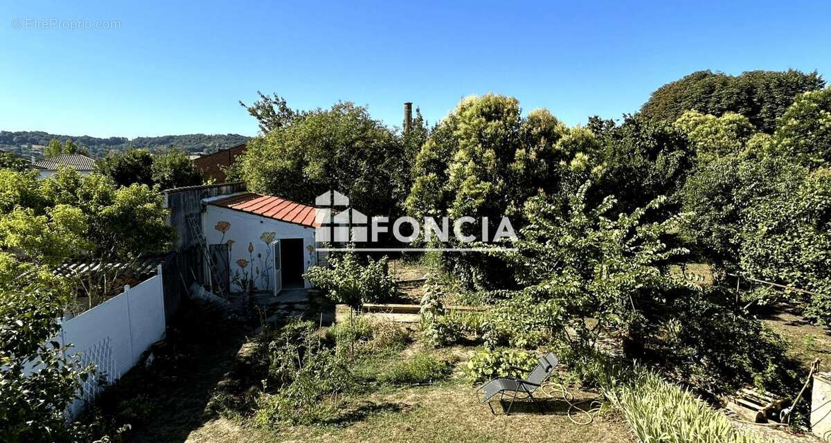 Maison à SAINTE-LIVRADE-SUR-LOT