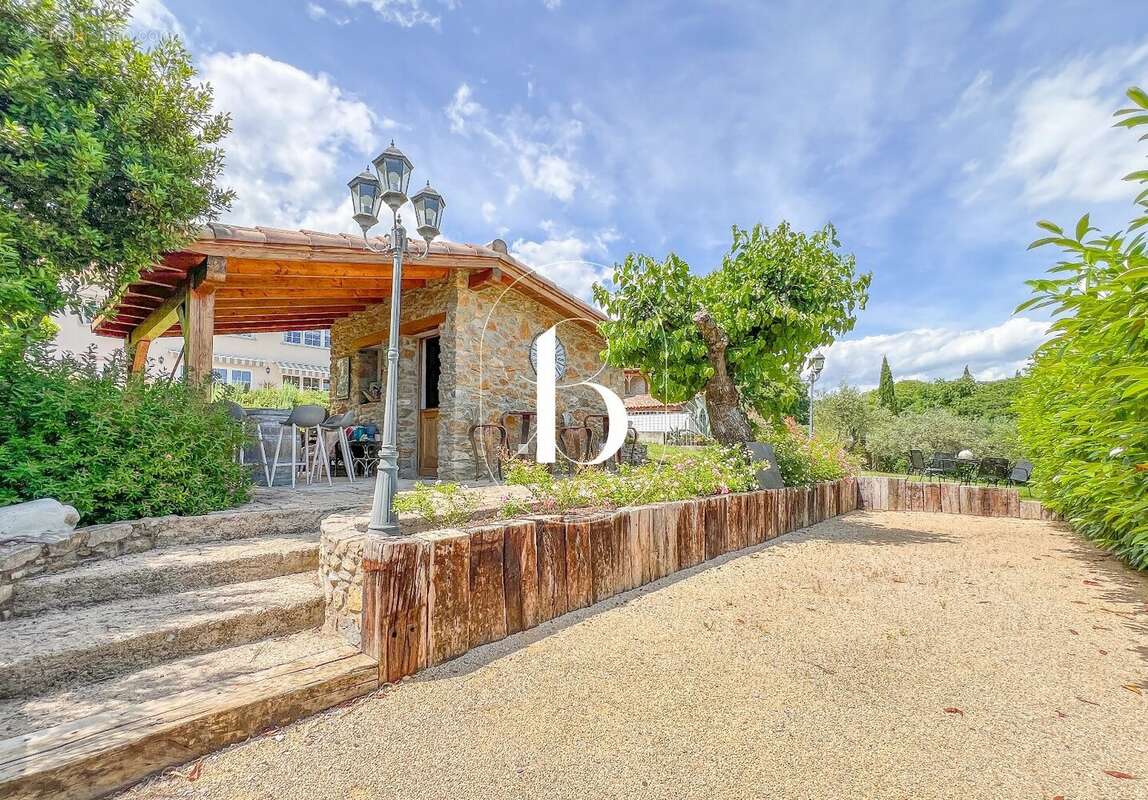 Vente en exclusivité d'un petit coin de paradis  - photo 10
