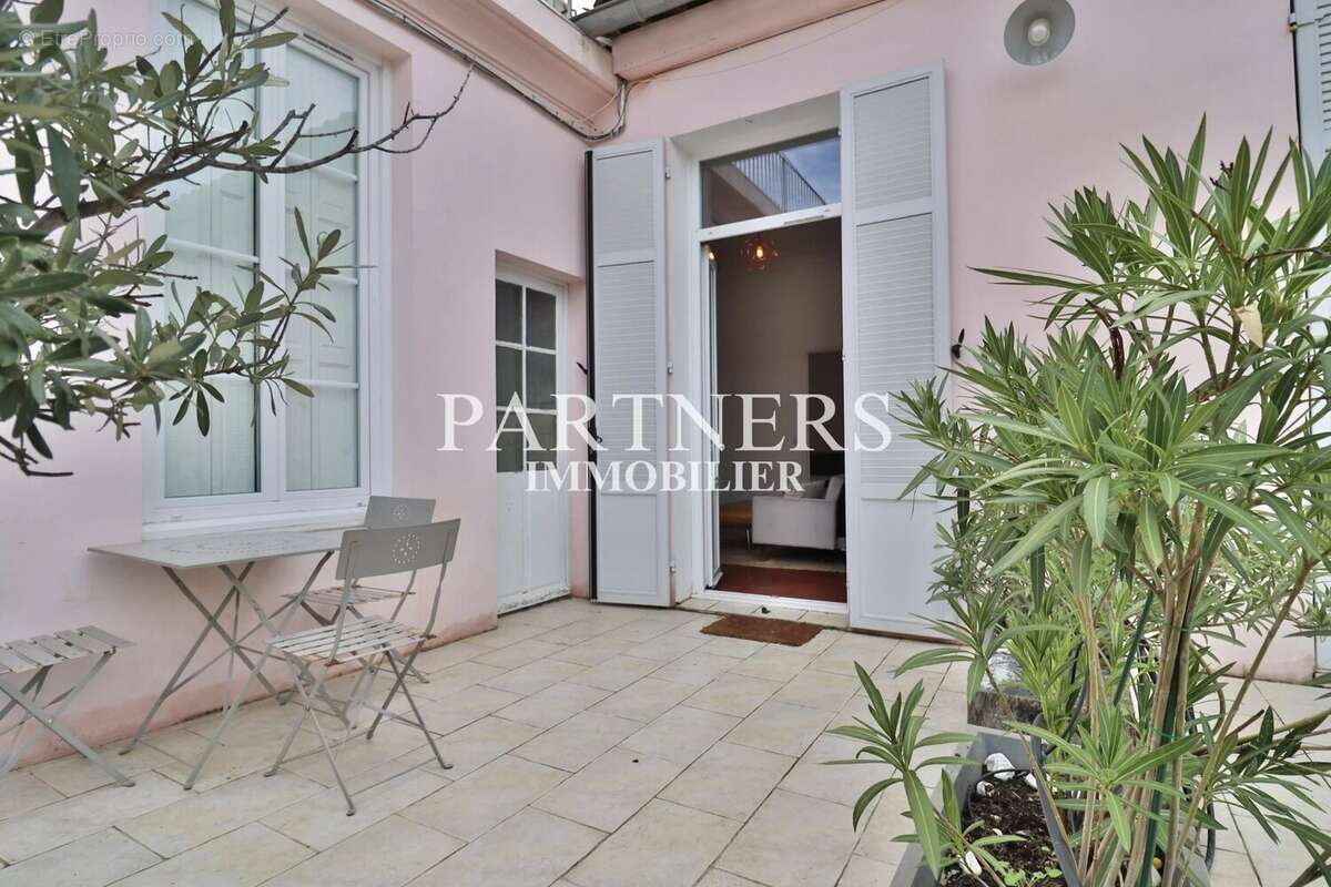 Appartement à AIX-EN-PROVENCE