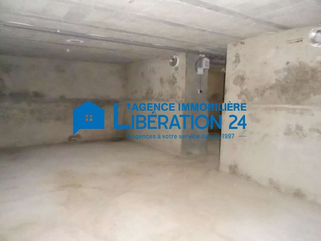 Maison à LE CHAMBON-FEUGEROLLES