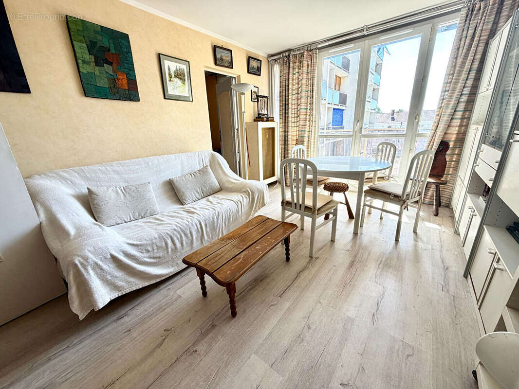 Appartement à BEZONS