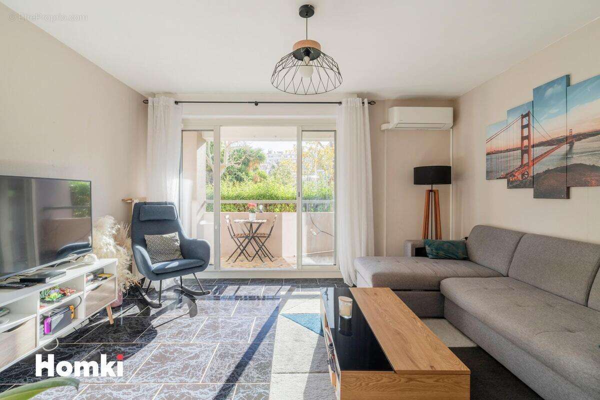 Appartement à MARSEILLE-9E