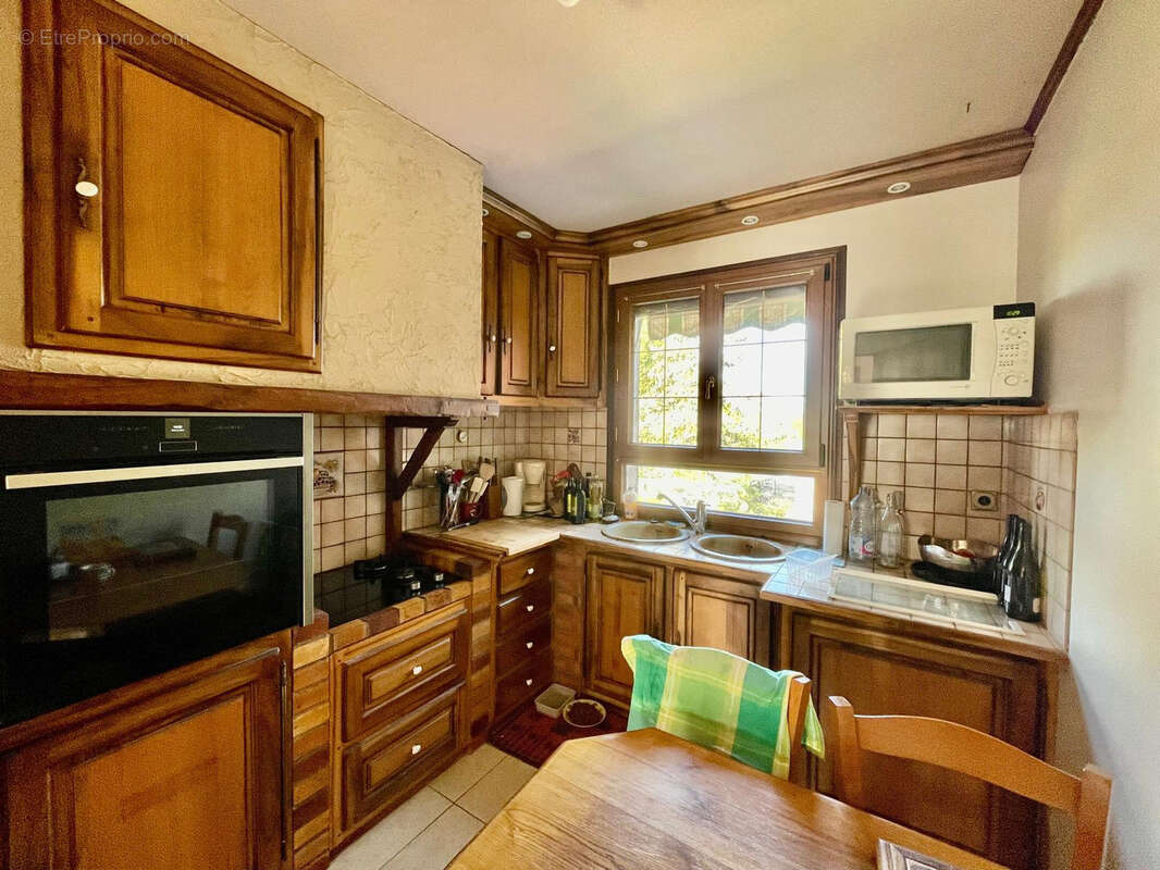 Maison à VILLENEUVE-SAINT-SALVES