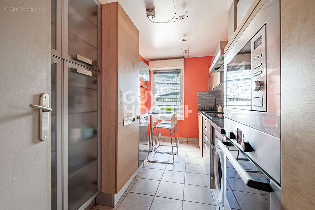 Appartement à SURESNES