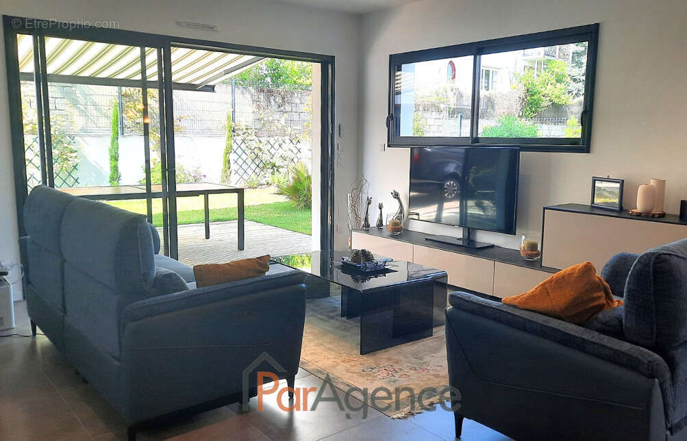 Maison à VAUX-SUR-MER