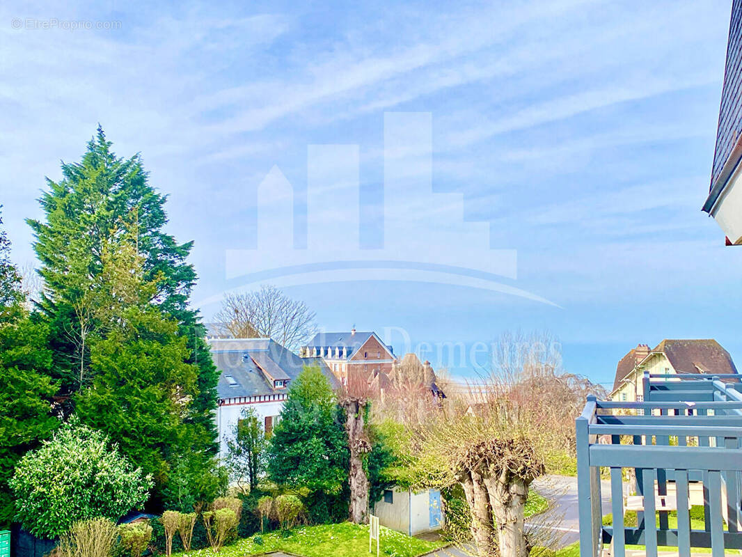 Appartement à TROUVILLE-SUR-MER