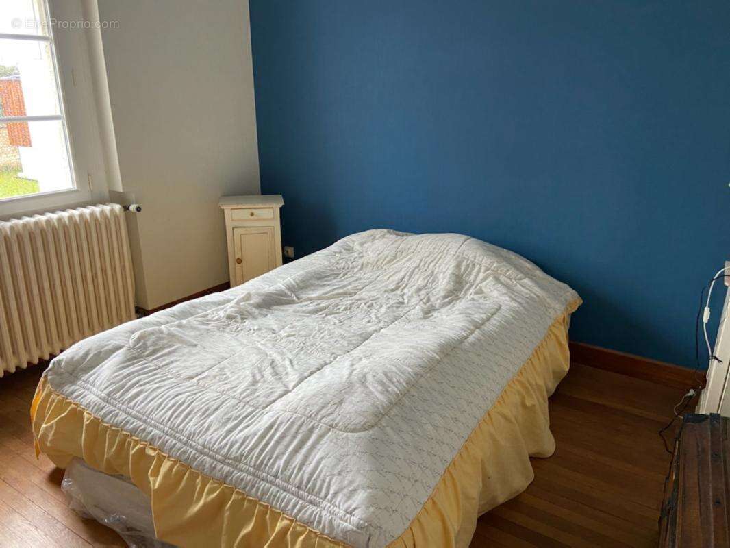 Lucon coeur de ville agreable maison art deco 5 chambres avec piscine et annexes sur 1296m² clos - photo 12
