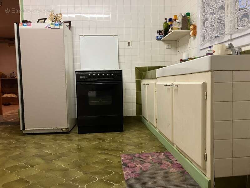 Maison à NOTRE-DAME-DE-SANILHAC