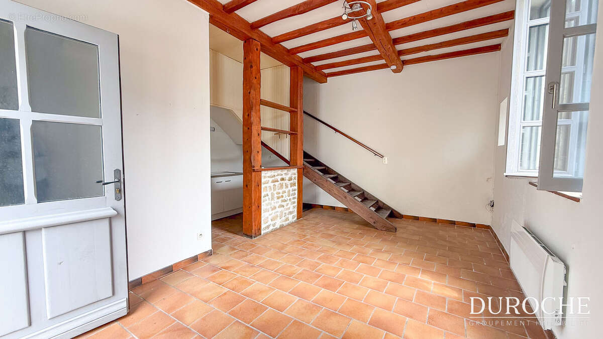 Maison à VALREAS