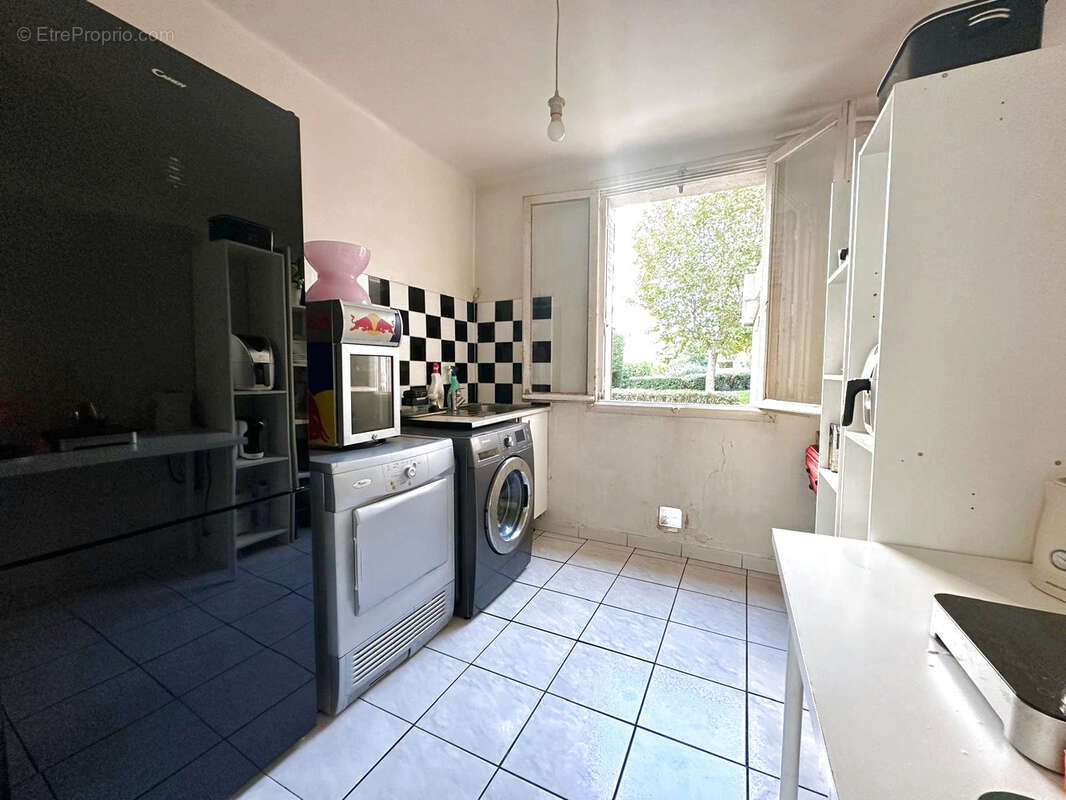 Appartement à MARSEILLE-9E