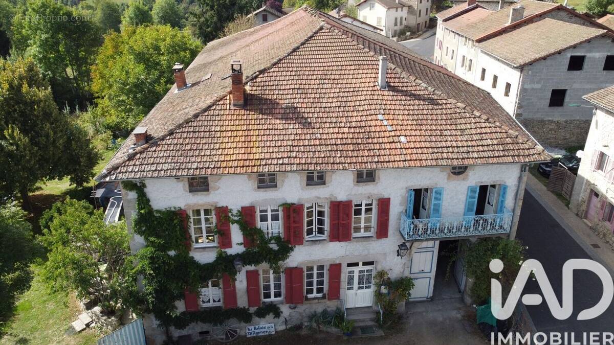 Photo 1 - Maison à SAINT-BONNET-LE-CHASTEL