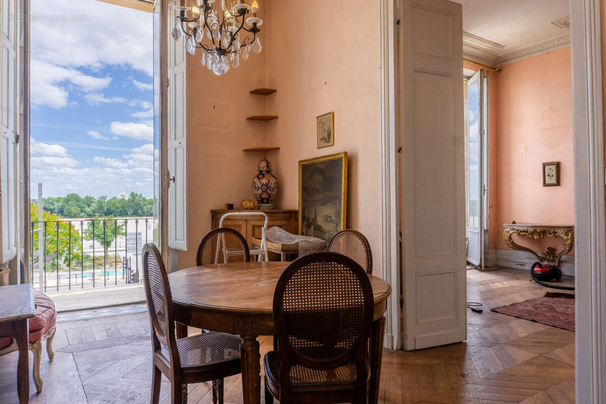 Appartement à BORDEAUX