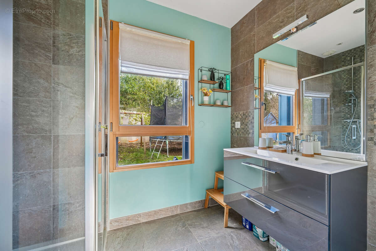 Maison à SAVIGNY-SUR-ORGE