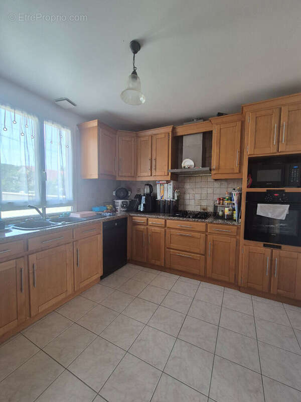 Maison sur sous-sol, 4 chambres - photo 5