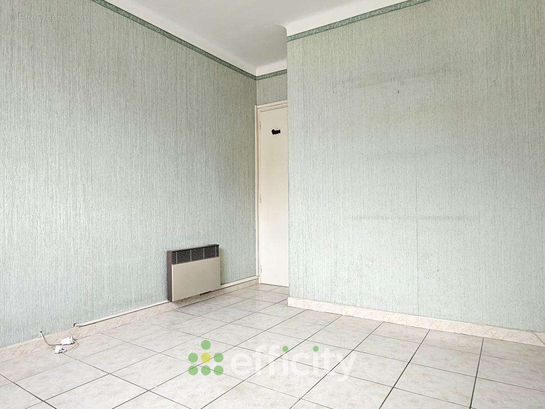 Appartement à MARSEILLE-13E