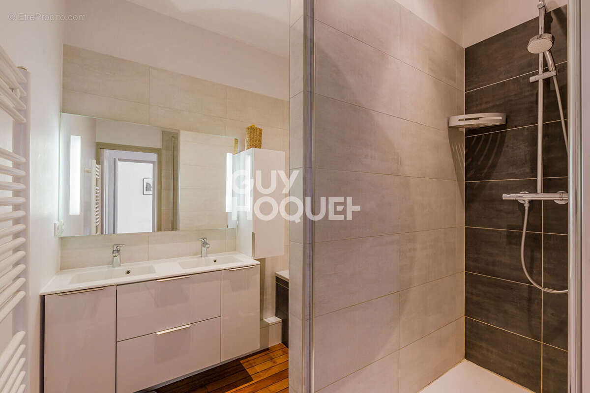 Appartement à LYON-4E