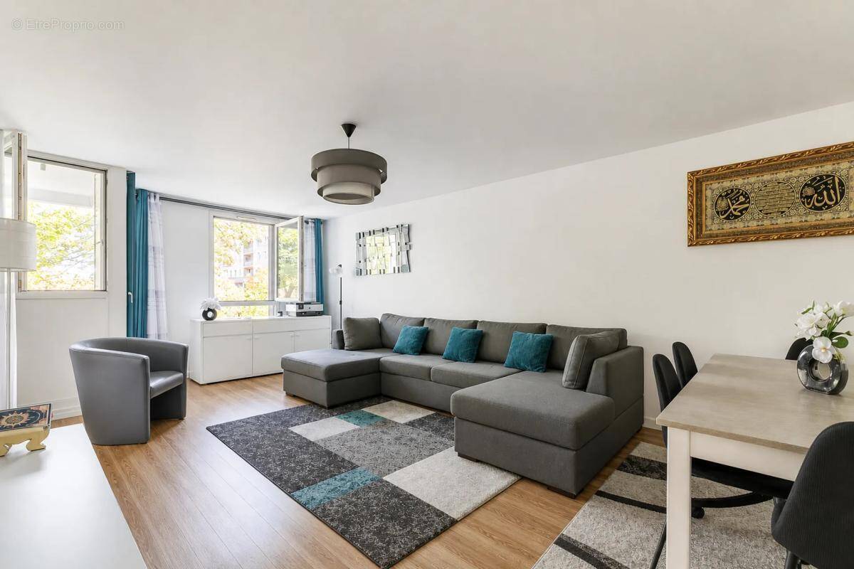 Appartement à BONNEUIL-SUR-MARNE