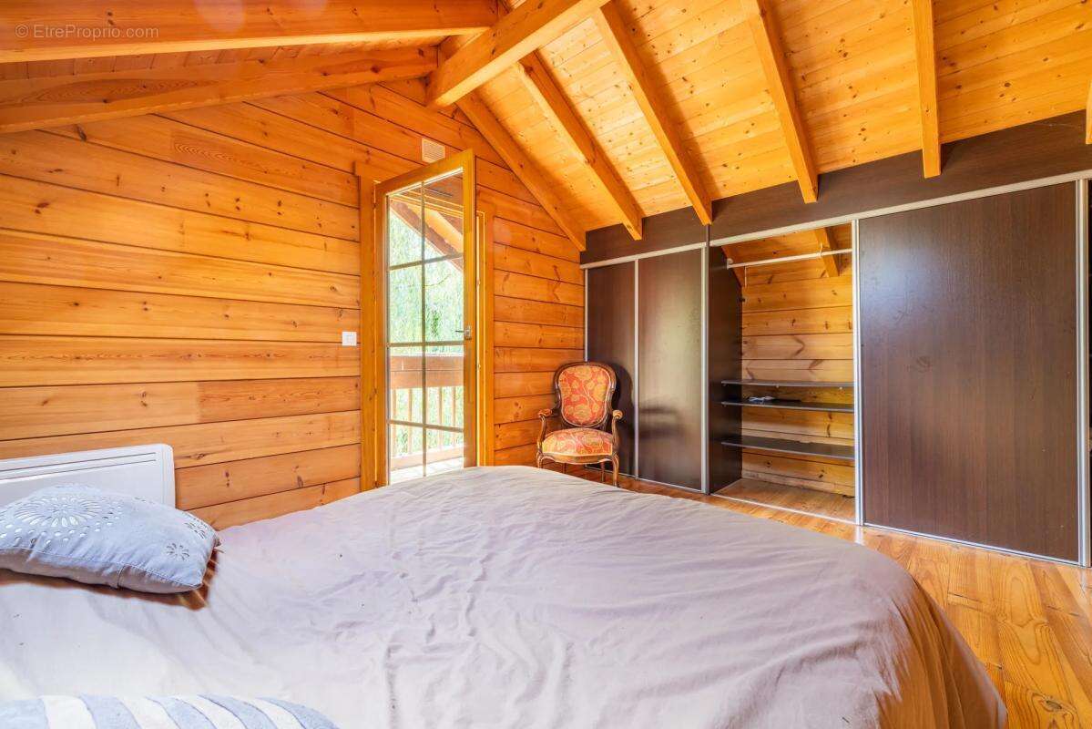 Charmant Chalet de 2 pièces 50 m² à Réau dans un environnement exceptionnel ! - photo 14