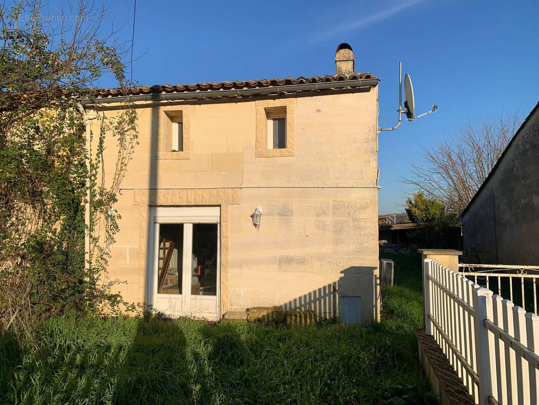 Maison à SAINT-PEY-DE-CASTETS