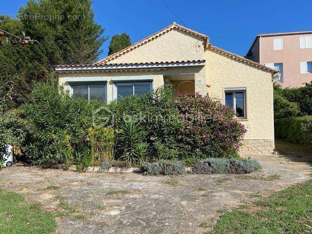 Maison à SIX-FOURS-LES-PLAGES