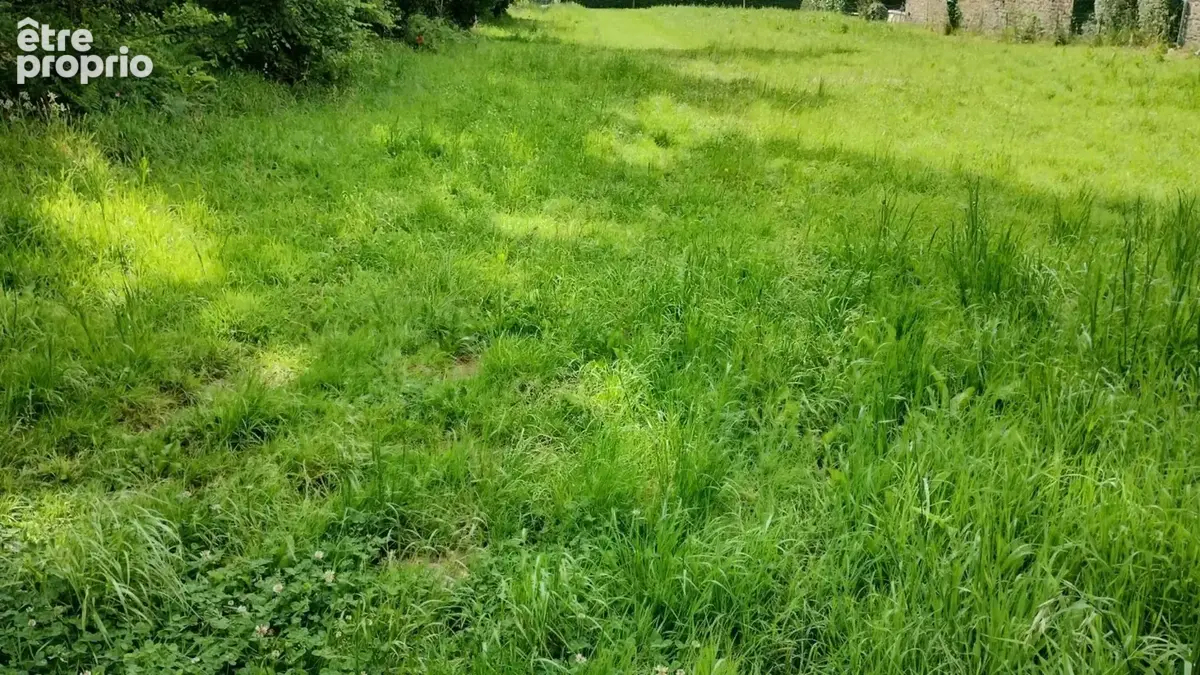 Terrain à COMBRIT