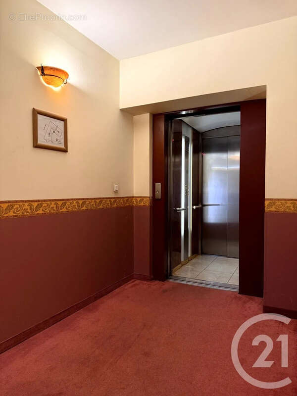 Appartement 145 m² à Saint-Quentin  - photo 19