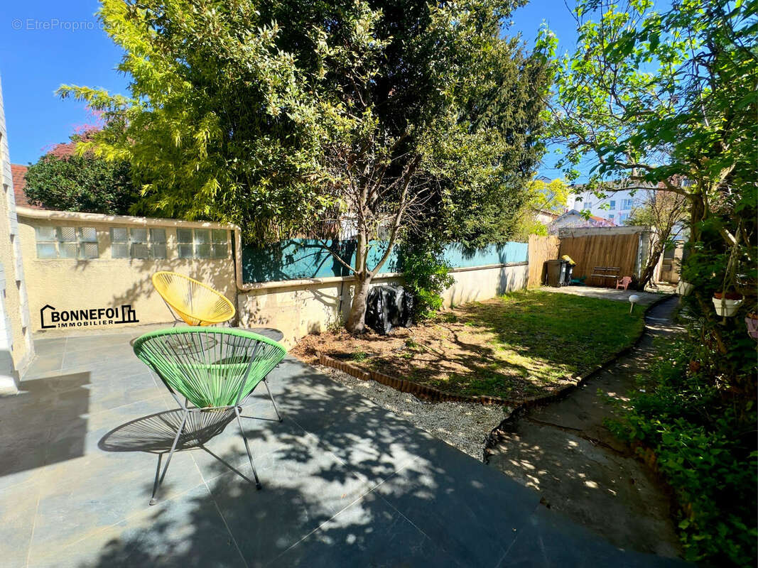 Maison à CHAMPIGNY-SUR-MARNE