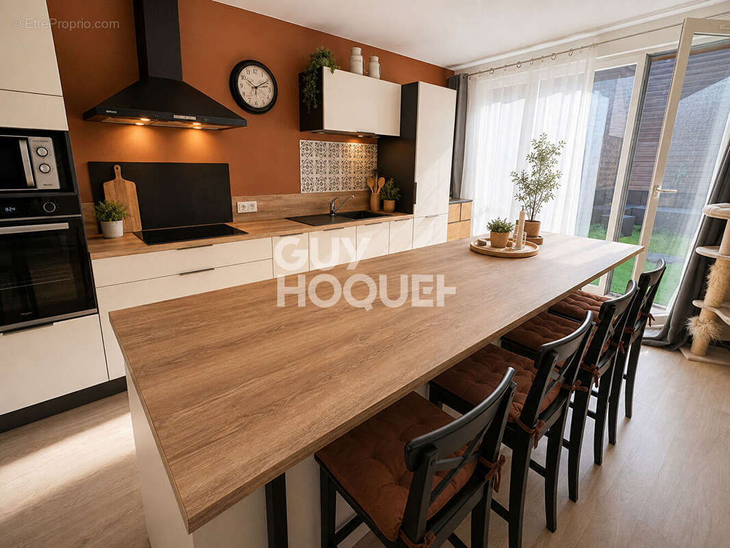 Appartement - ELBEUF - 78m² - terrasse - place de parking privative - photo 3