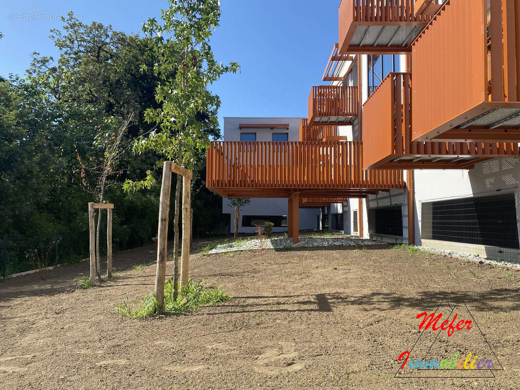 Commerce 97 m² à Biarritz  - photo 3