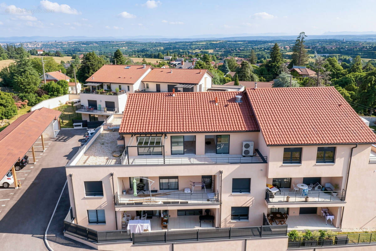 Appartement à VAUGNERAY